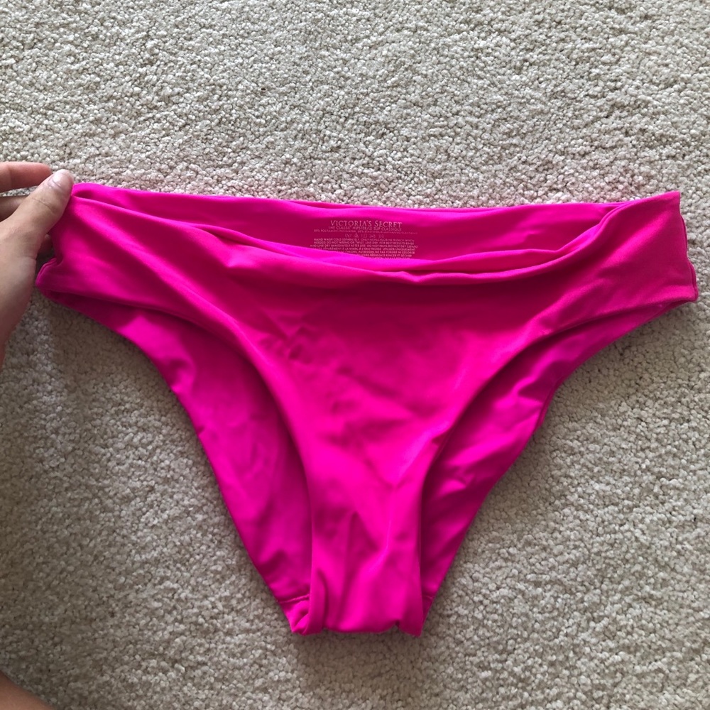 Hot pink Victoria’s Secret bikinis bottoms
